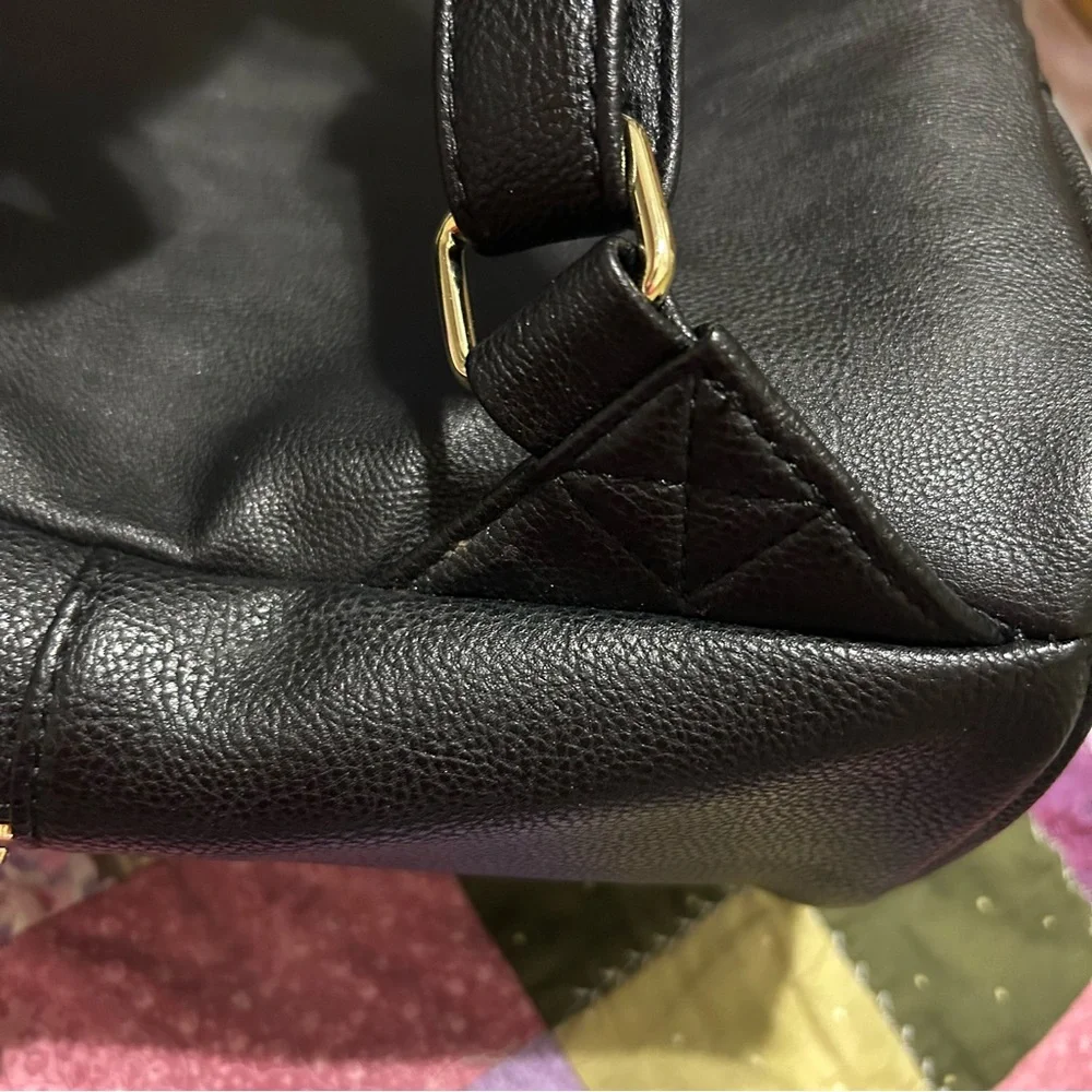 Betsey‎ Johnson Black and Tan Quilted Heart Backpack